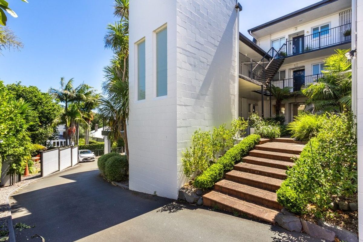Stylish Garden Apartment in the Heart of Herne Bay - Widok 2