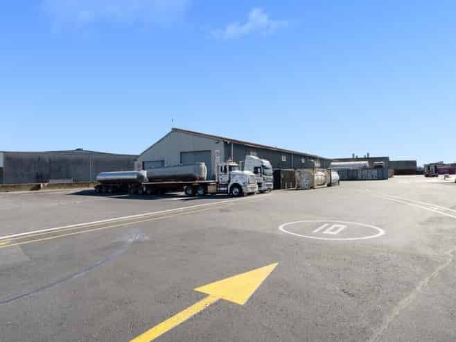 Large Industrial Yard and Warehouse Near Port