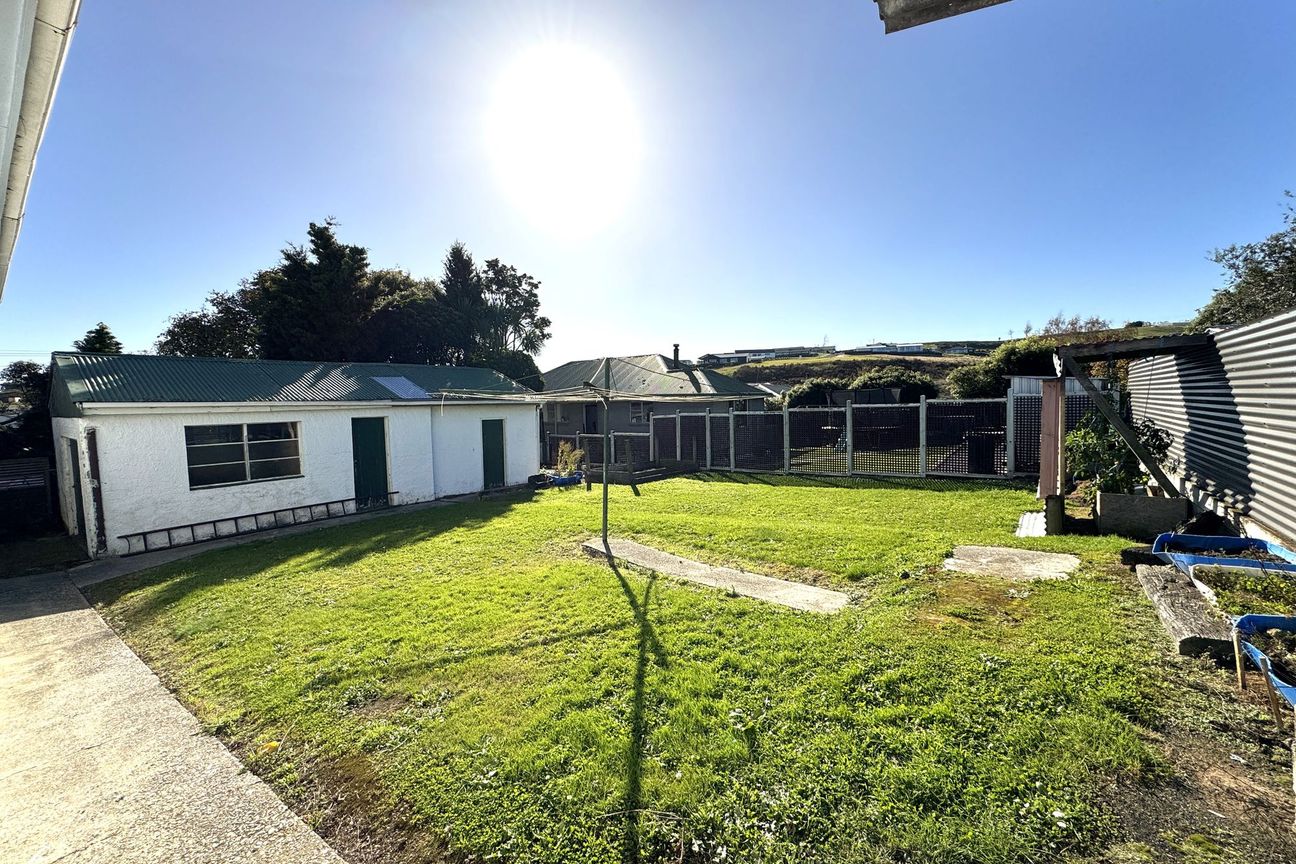 Fresh, Family Living on the North End - Aanzicht 5