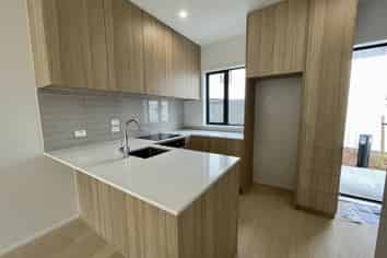 84/124 Taylors Road, Mount Albert