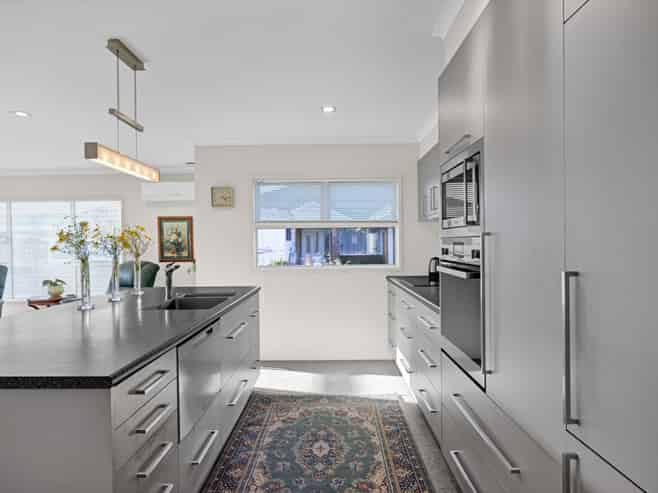 300 High Street, Hawera