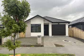 47  Rorotu Ave, Karaka