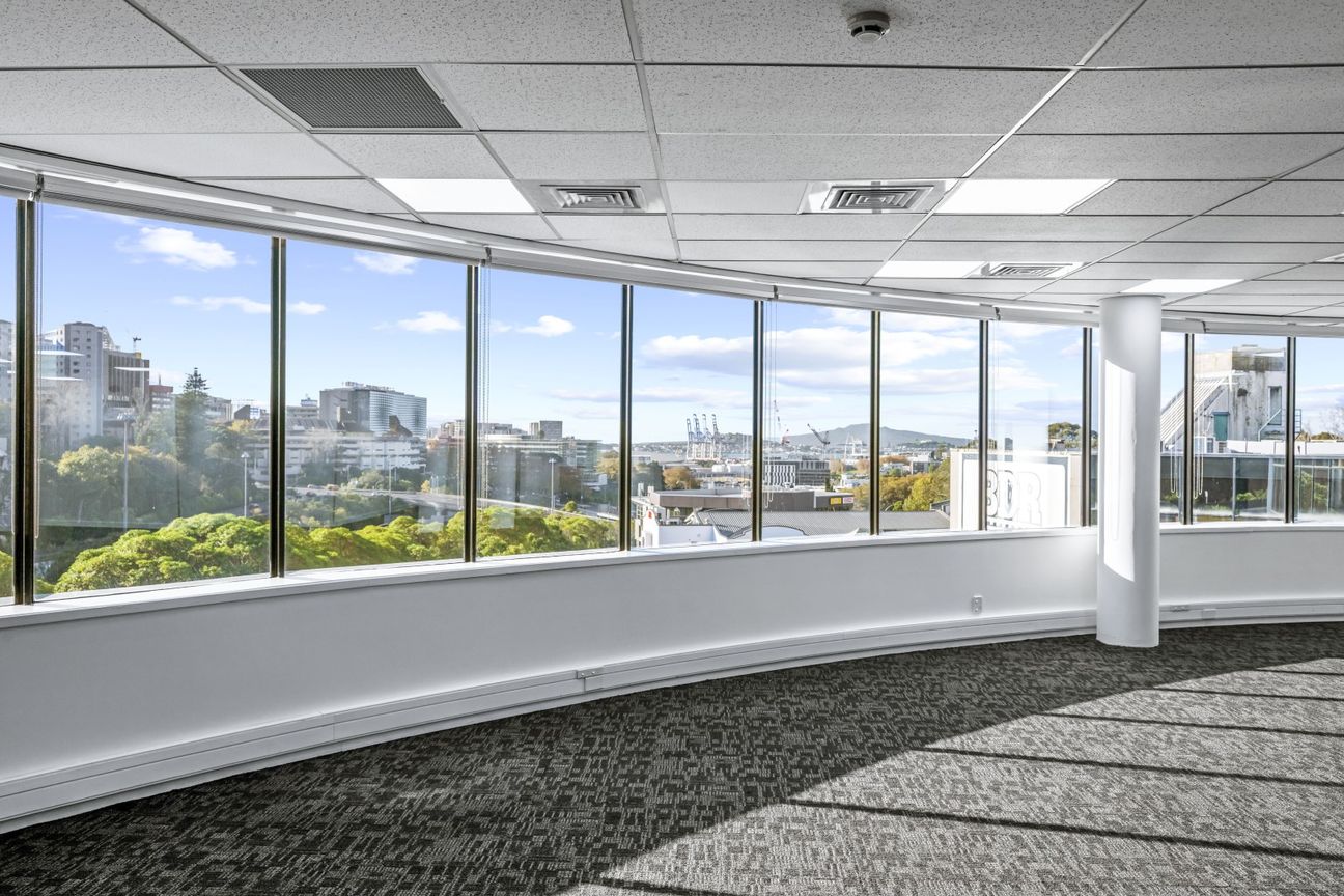 Refurbished top-floor office with harbour views - Ansicht 3