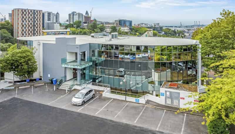 Tenancy B/93 Grafton Road, Grafton