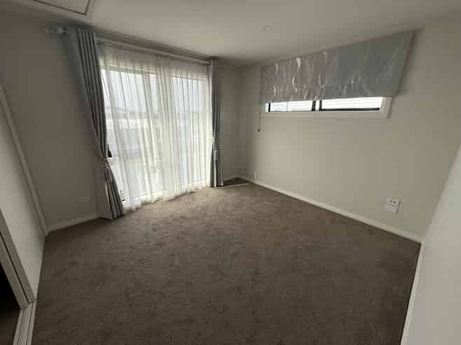 2e Convair crescent , Mangere