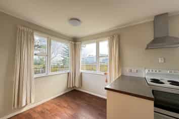 2/5 Carole Crescent, Pakuranga