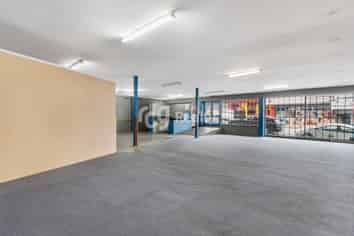 LARGE RETAIL SHOP PANMURE AVAILABLE NOW