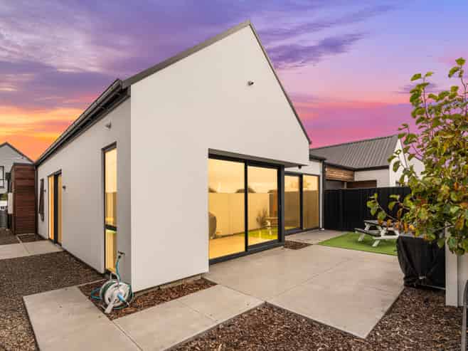 17 Horoeka Street, Avonhead