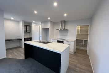 11 Barnett Street, Woodend