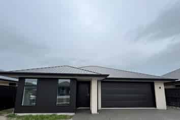 11 Barnett Street, Woodend