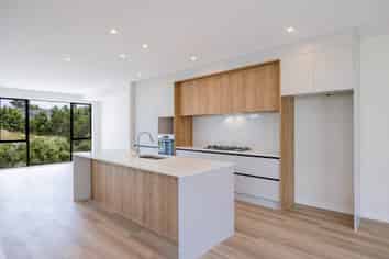 13 Lawson Creek Street, Massey