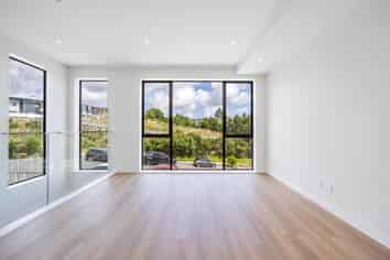 13 Lawson Creek Street, Massey