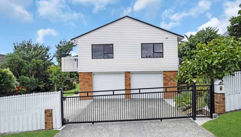 18 Marine Lane, Mount Wellington