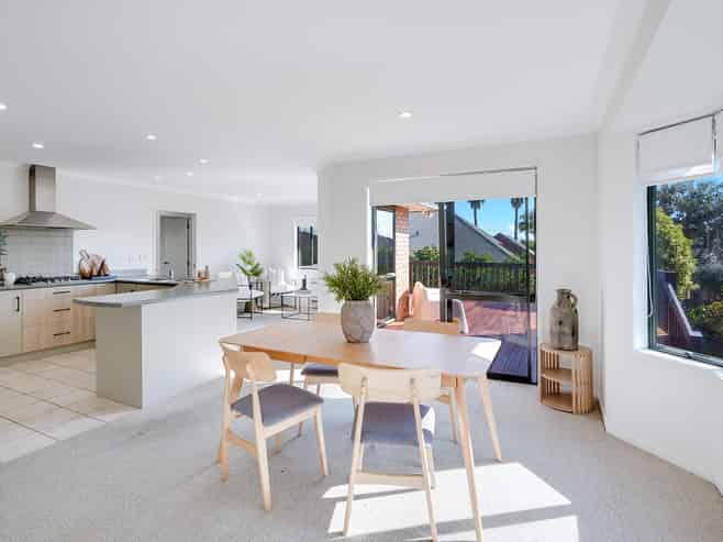 99 Rototuna Road, Rototuna