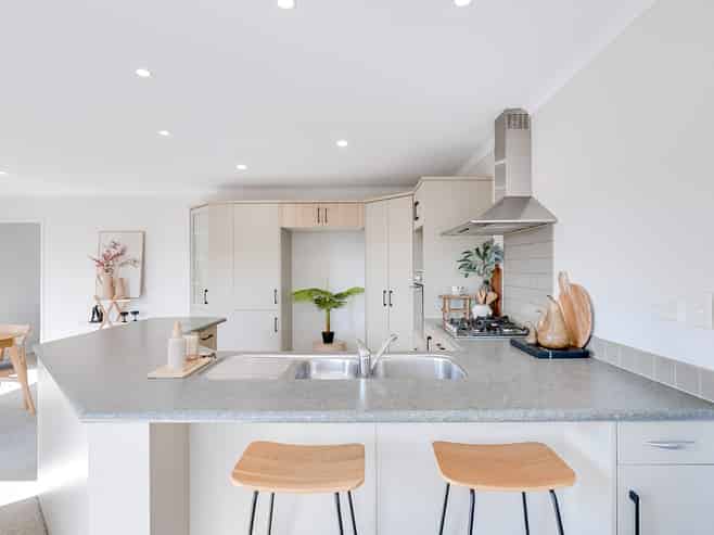 99 Rototuna Road, Rototuna