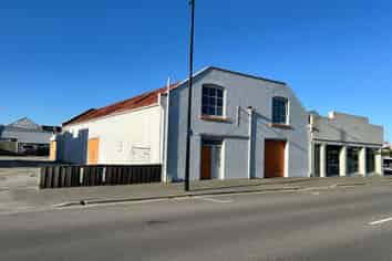 Prime Commercial Location