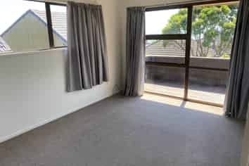 2/180 Sandspit Road, Cockle Bay