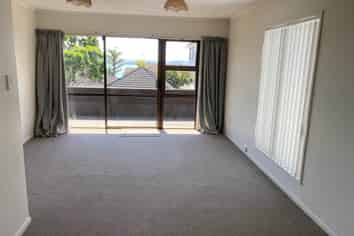 2/180 Sandspit Road, Cockle Bay