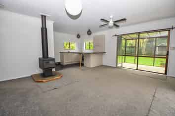 14 King Street , Carterton