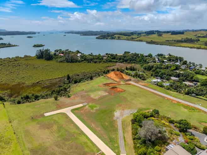 4/77 Skudders Beach Road, Kerikeri