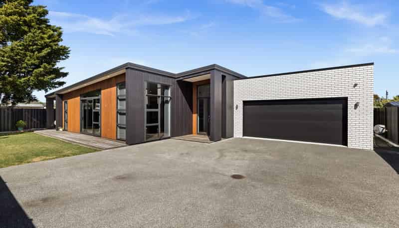 313A Karaitiana Street, Frimley