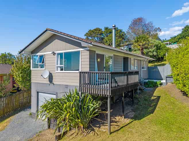 20 Zingaro Place, Massey