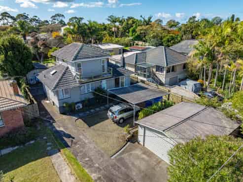 37 Strid Road, Te Atatu South