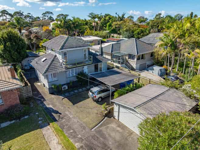 37 Strid Road, Te Atatu South