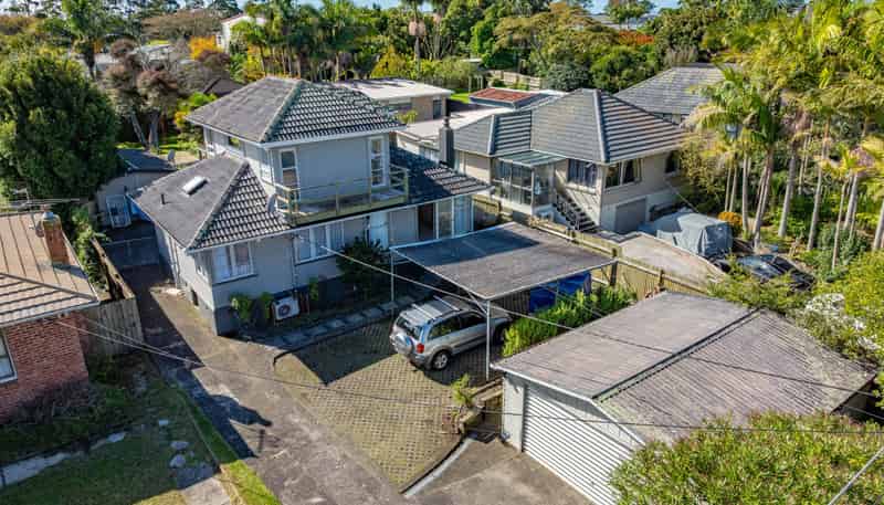 37 Strid Road, Te Atatu South