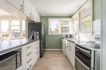 14 Coonoor Road, Watlington