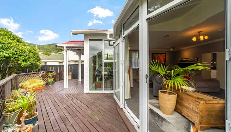 42 Allington Road, Karori