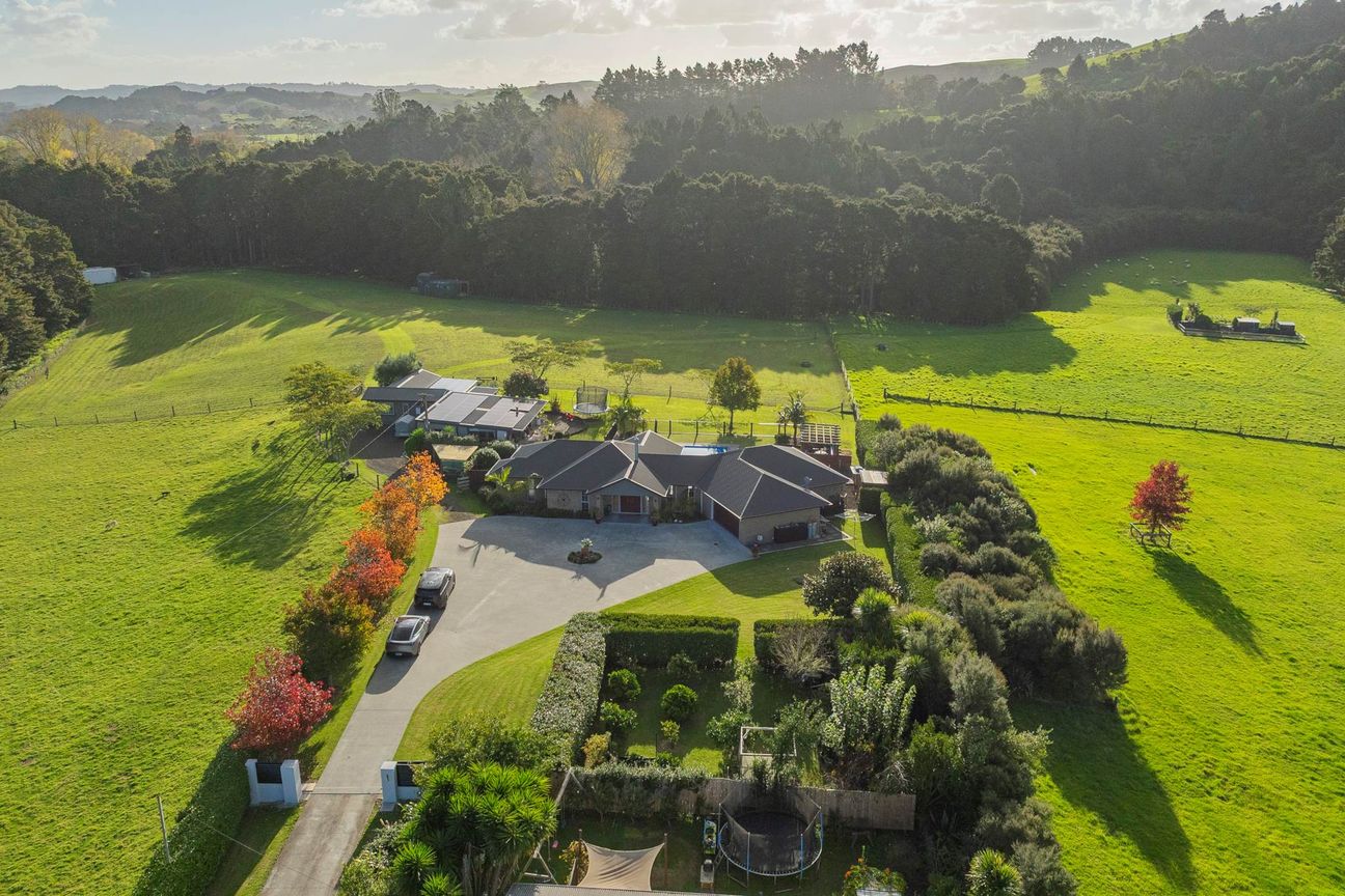 A Grand Estate of Scale & Beauty – pohled 2