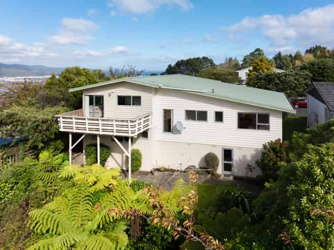 5 Ardal Grove, Tirohanga