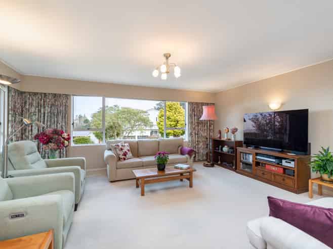 5 Ardal Grove, Tirohanga