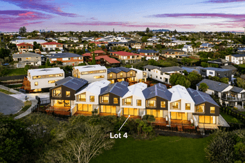 4/100 Walker Street, Point Chevalier