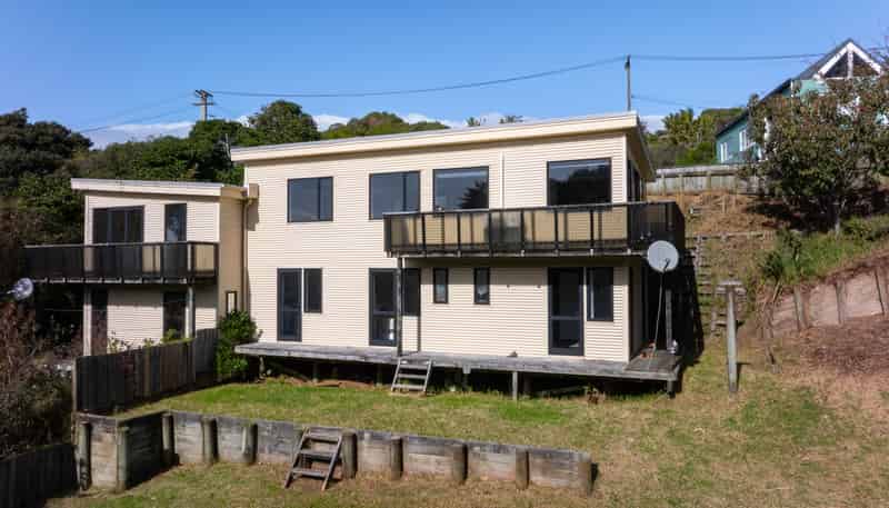 2/4 Puaha Street, Takapuwahia