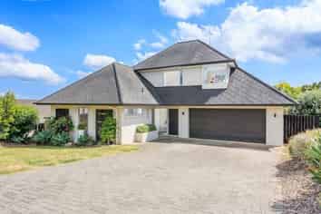 9 Orangewood Drive, Northpark