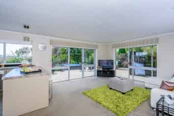 9 Orangewood Drive, Northpark
