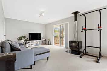 11 Glenbury Place, Massey
