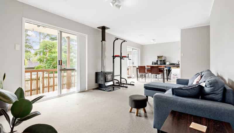 11 Glenbury Place, Massey