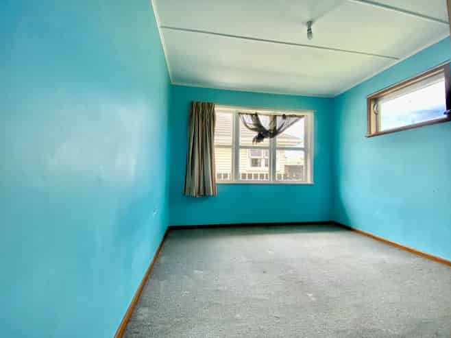 32 Ashton Avenue, Otara