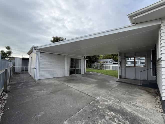 42 Oldham Avenue, Onekawa