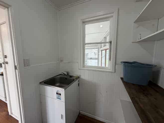 42 Oldham Avenue, Onekawa