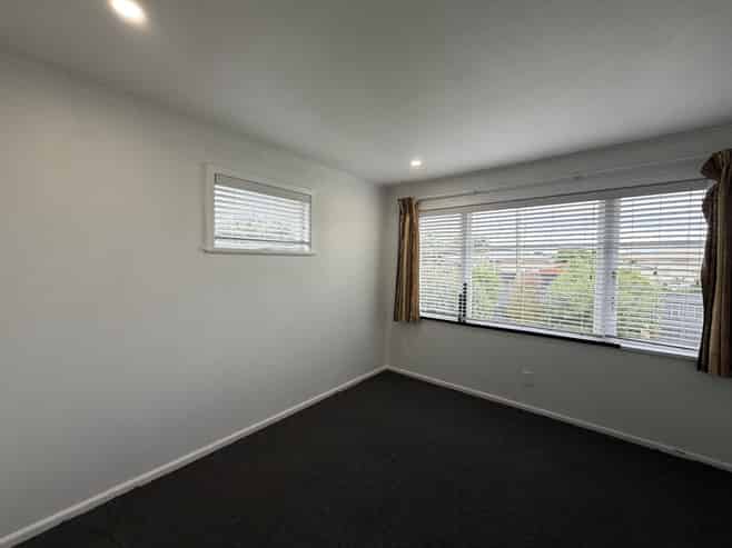 42 Oldham Avenue, Onekawa
