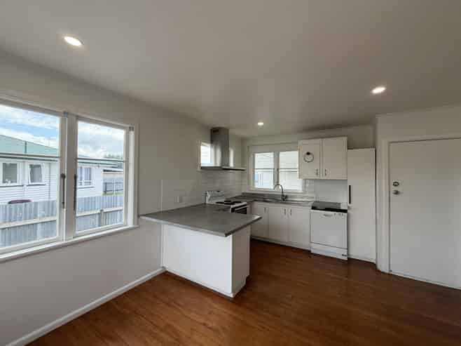 42 Oldham Avenue, Onekawa