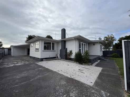 42 Oldham Avenue, Onekawa