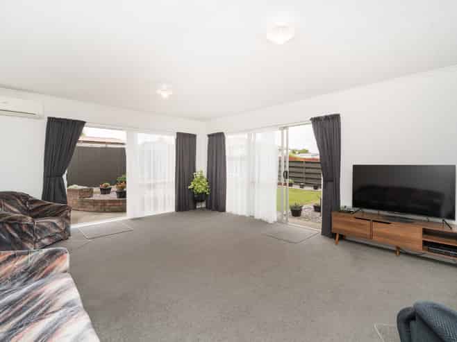 79A Vogel Street, Roslyn