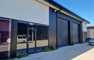 Modern Industrial Unit