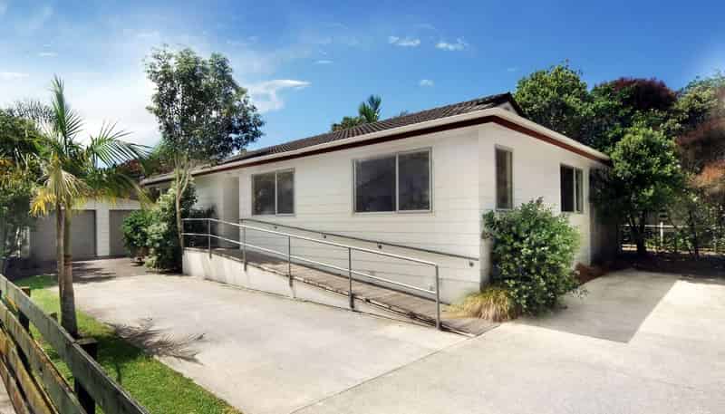 15 Casuarina Road, Half Moon Bay