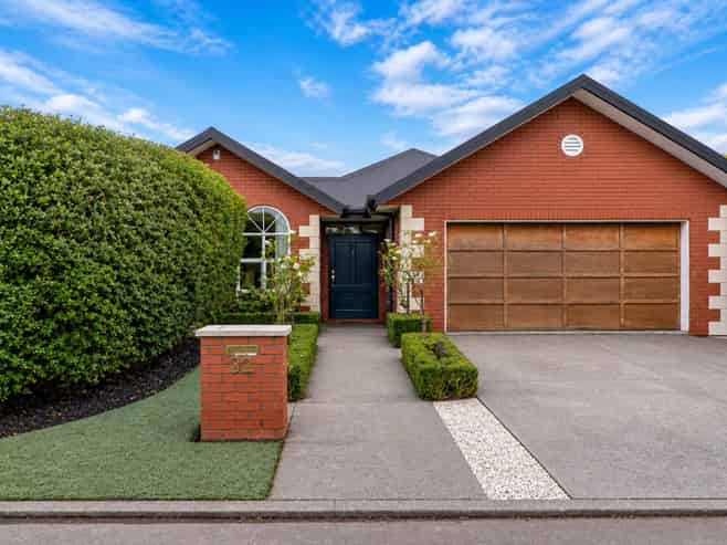 32 Perthshire Crescent, Lincoln